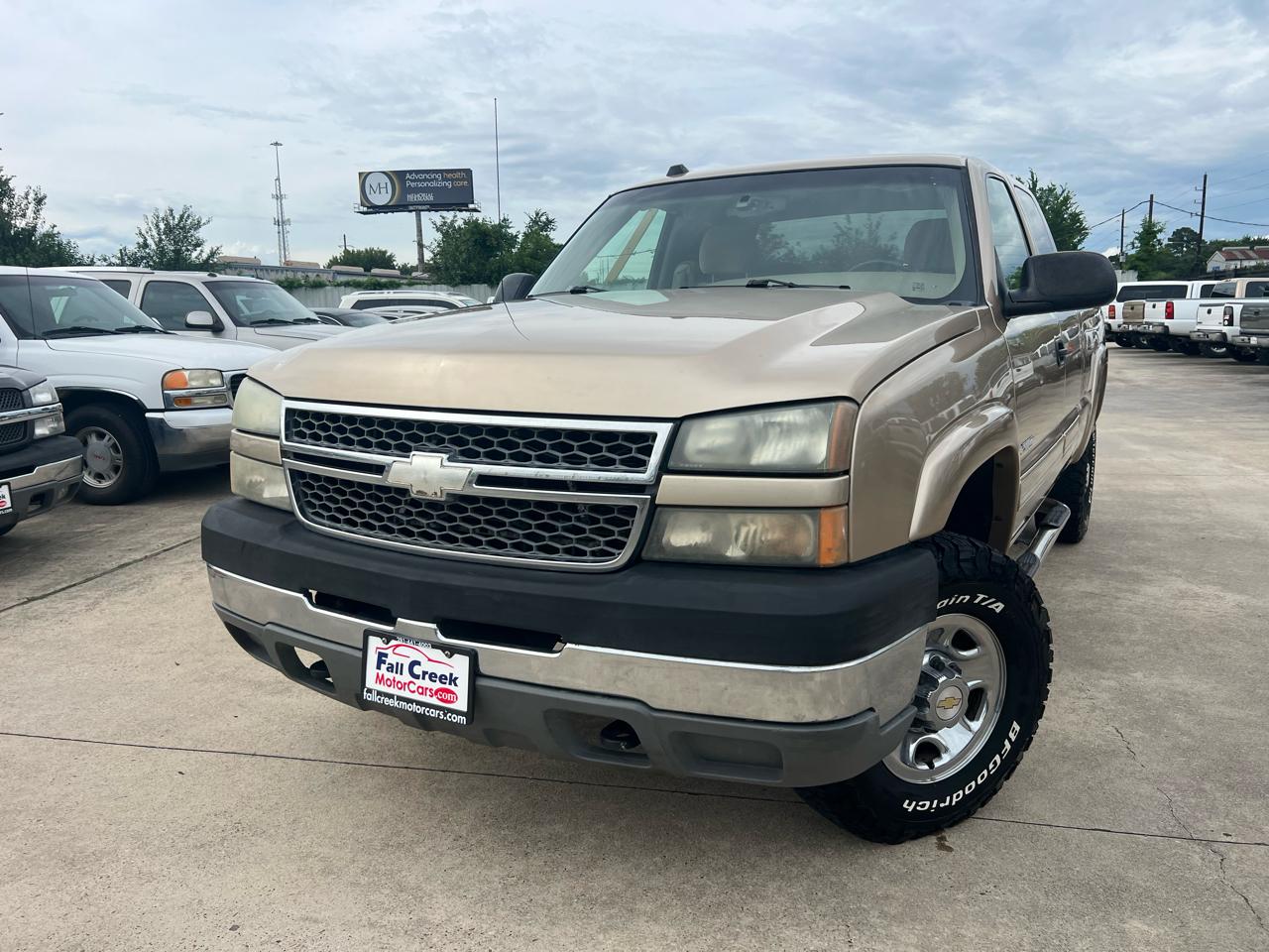 Chevrolet Silverado 2500HD LS Ext. Cab Short Bed 4WD 2005