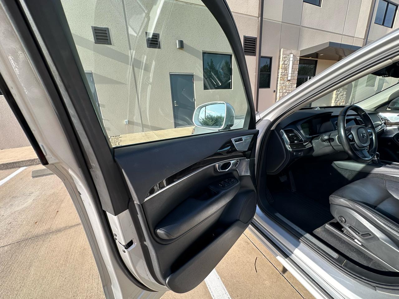 Volvo XC90 T6 Momentum AWD 2018