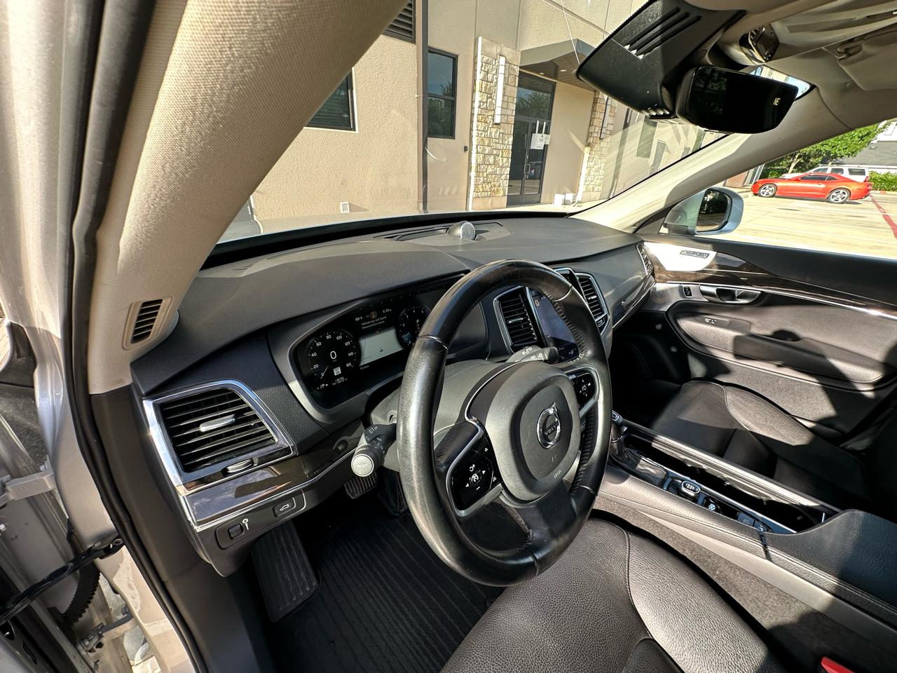 Volvo XC90 T6 Momentum AWD 2018
