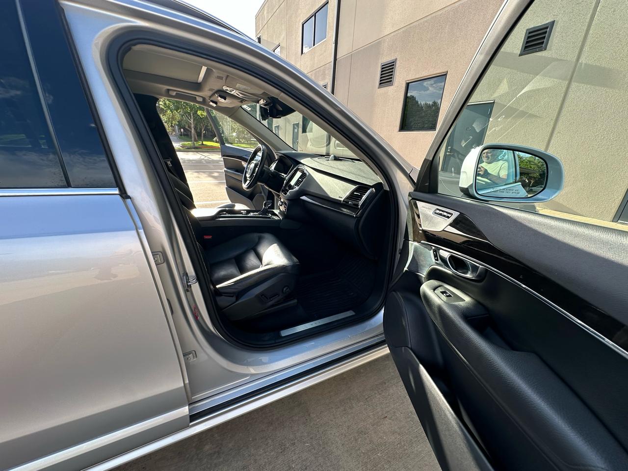 Volvo XC90 T6 Momentum AWD 2018