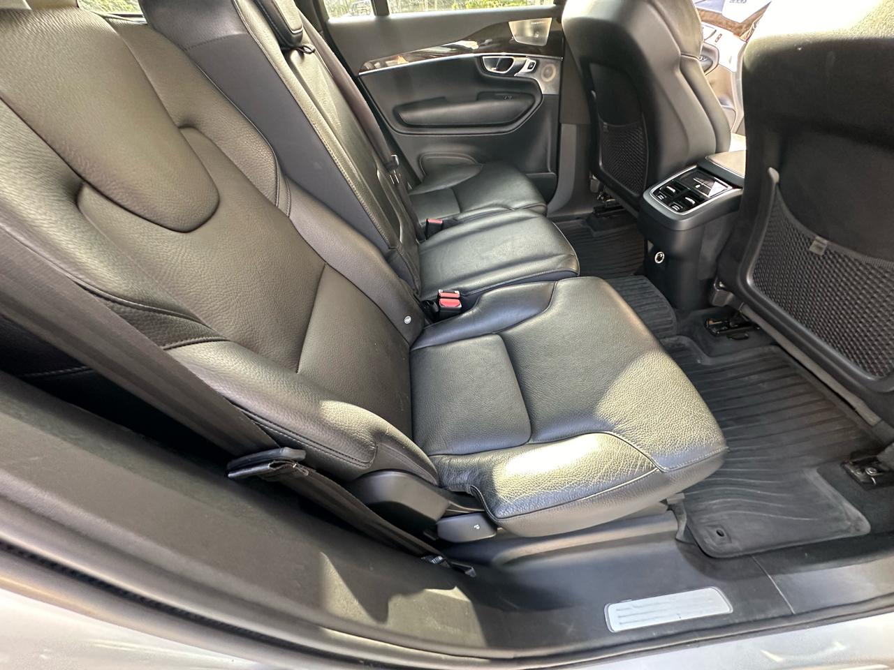 Volvo XC90 T6 Momentum AWD 2018