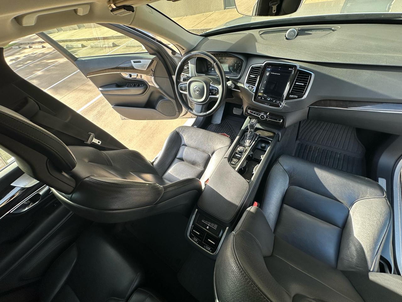 Volvo XC90 T6 Momentum AWD 2018