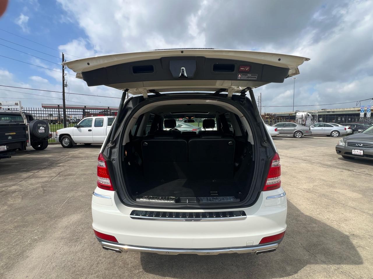Mercedes-Benz GL-Class GL450 4MATIC 2012