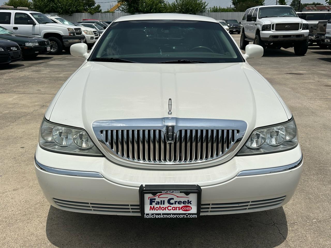Lincoln Town Car Signature 2006