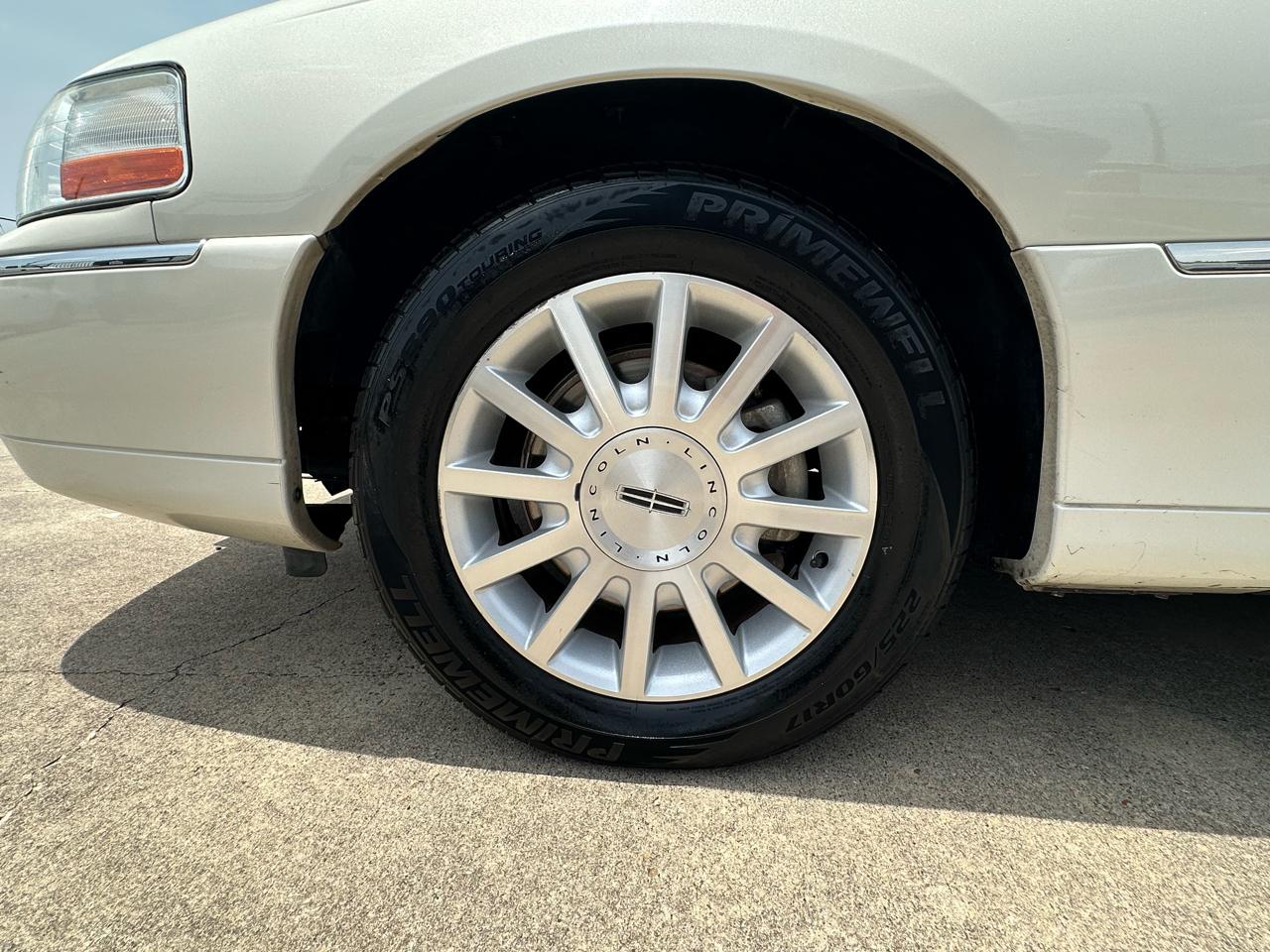 Lincoln Town Car Signature 2006