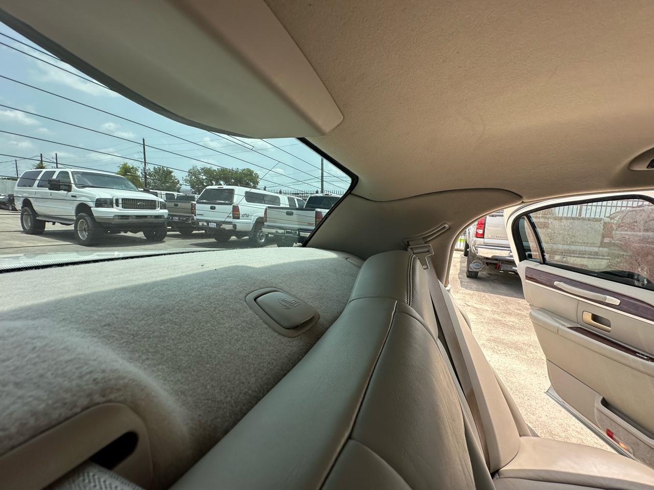 Lincoln Town Car Signature 2006