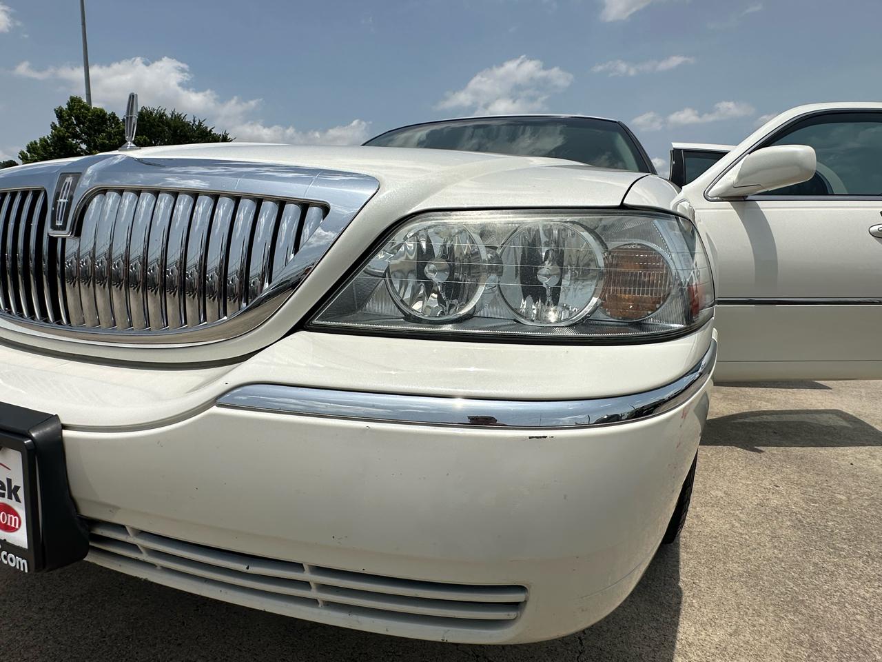 Lincoln Town Car Signature 2006