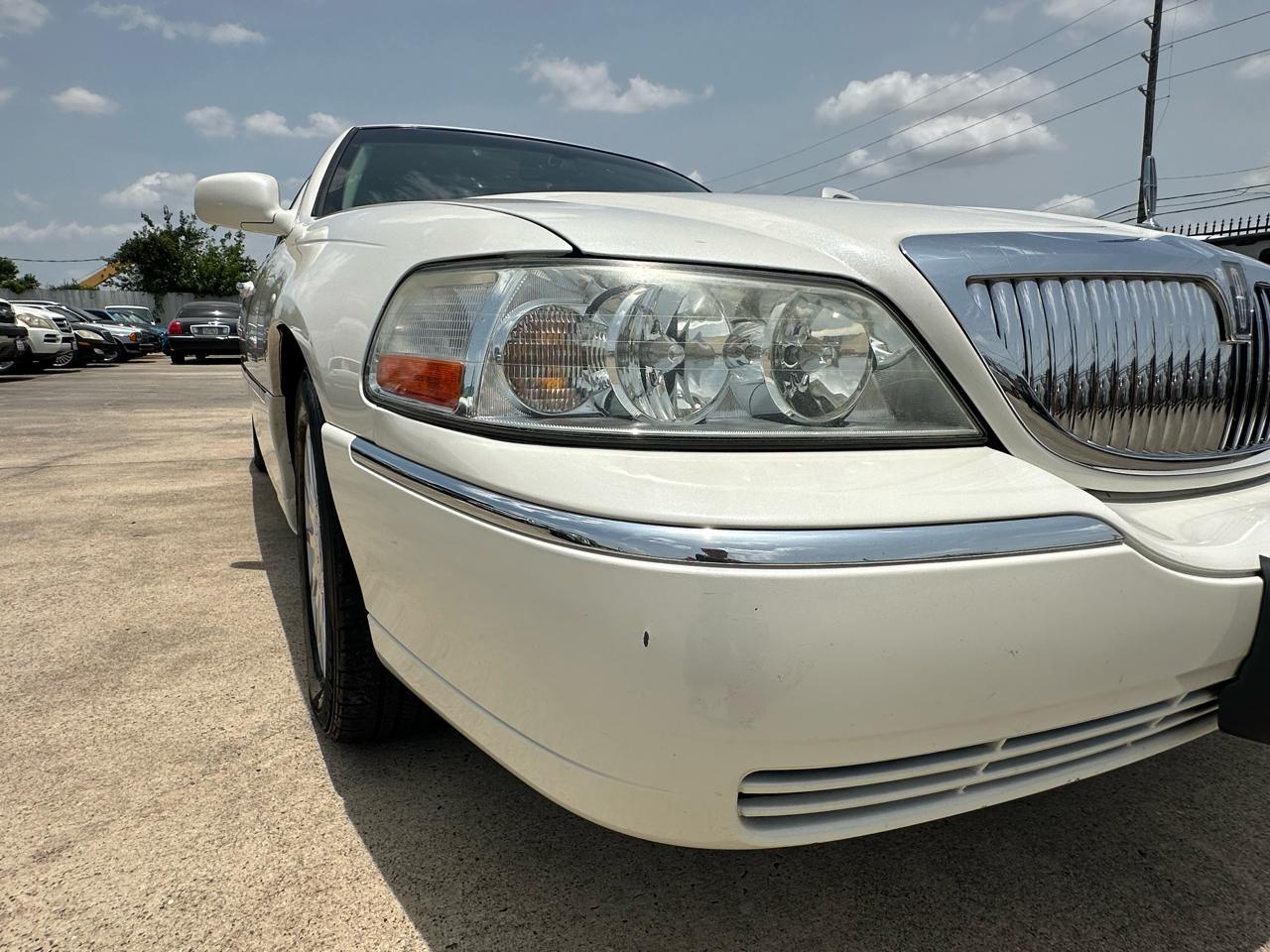 Lincoln Town Car Signature 2006