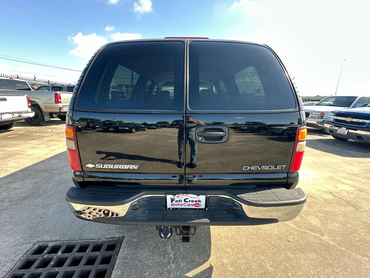 Chevrolet Suburban LT 1500 2003