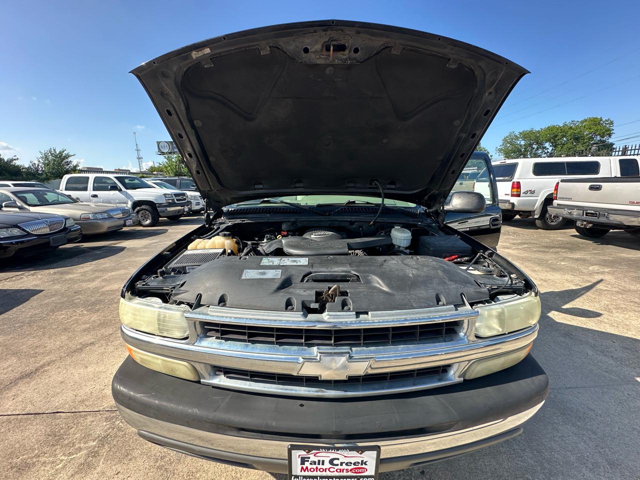 Chevrolet Suburban LT 1500 2003