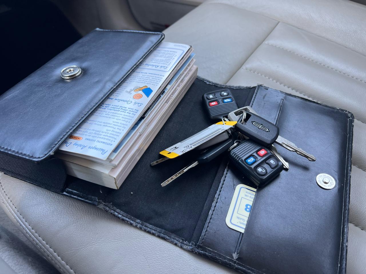 Lincoln Town Car Signature Limited 2006