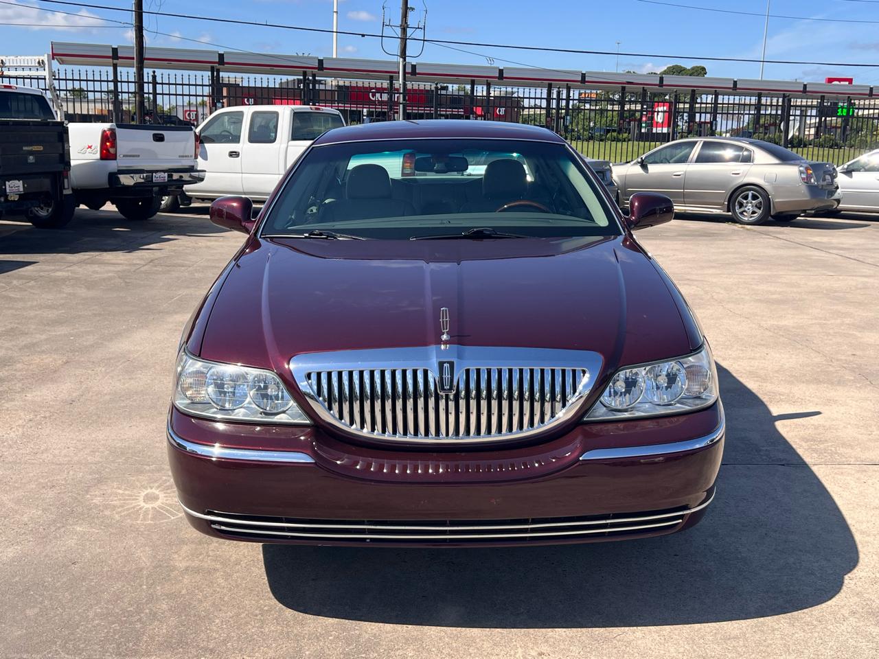Lincoln Town Car Signature Limited 2006