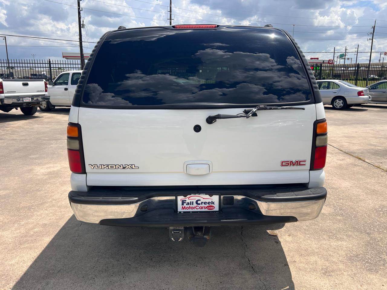 GMC Yukon XL SLT 2WD 2004
