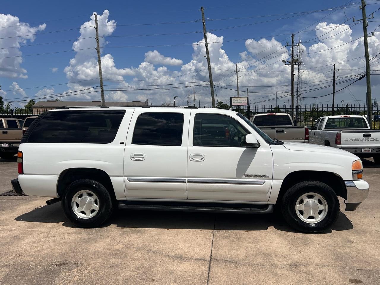 GMC Yukon XL SLT 2WD 2004