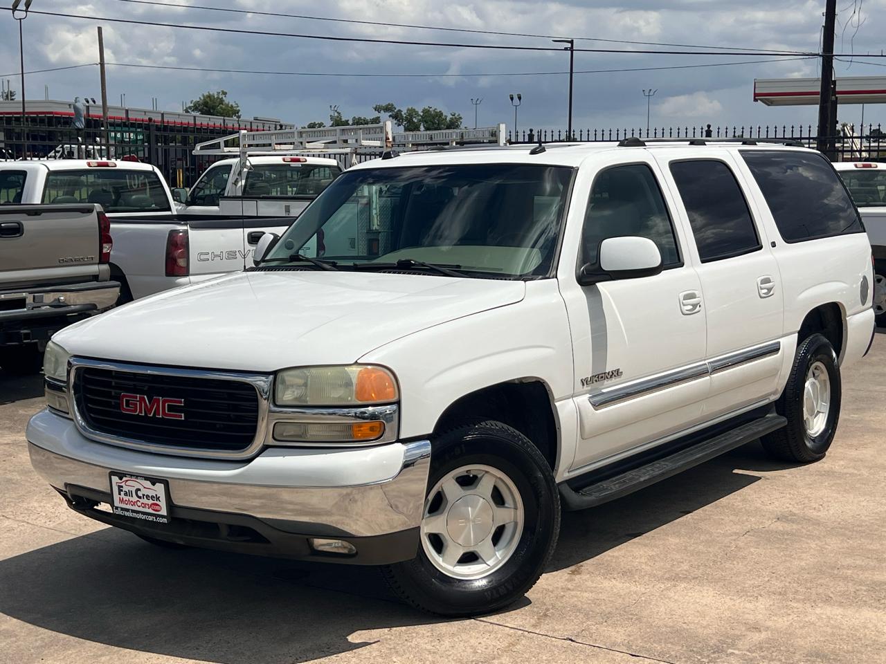 GMC Yukon XL SLT 2WD 2004