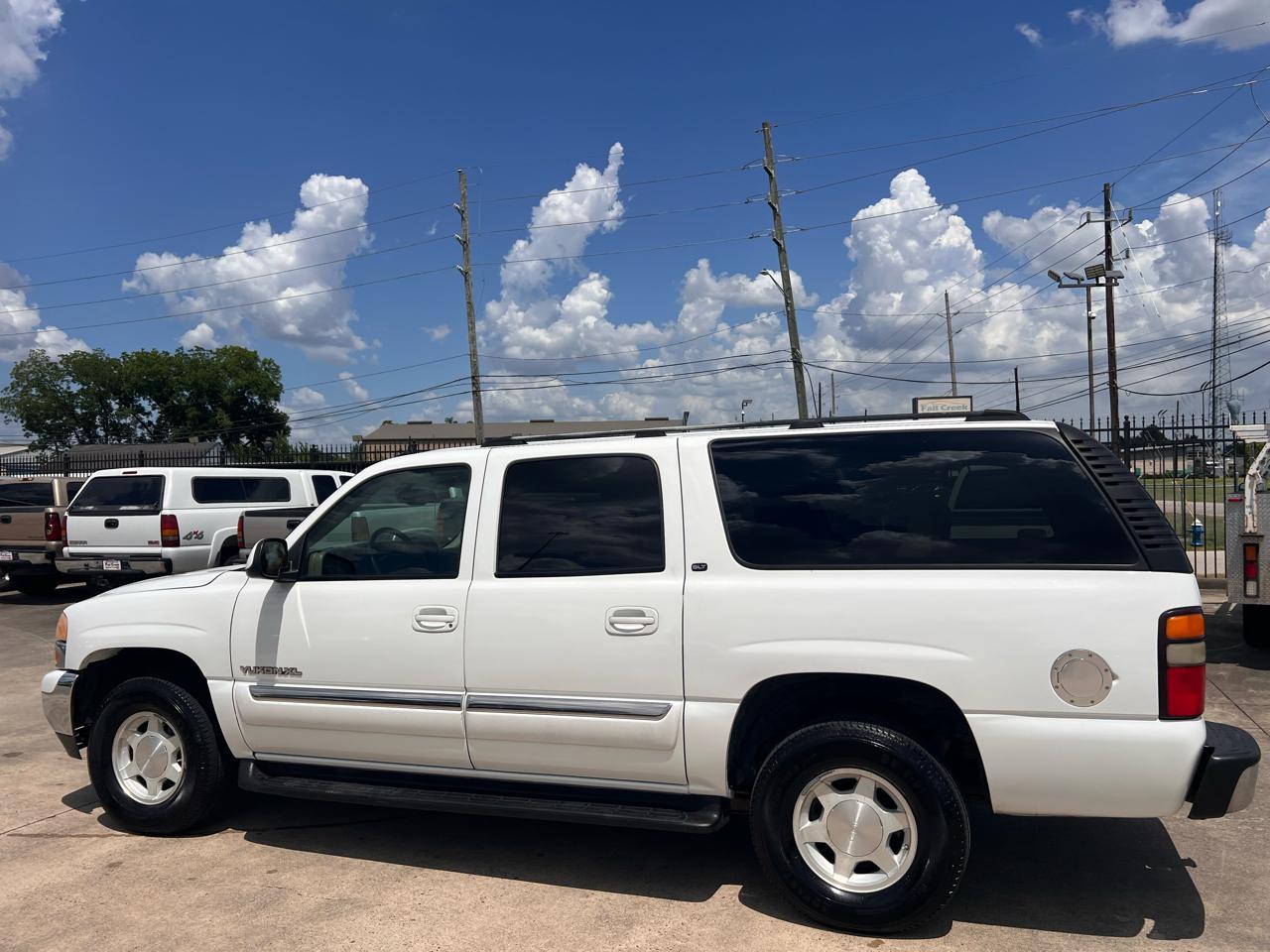 GMC Yukon XL SLT 2WD 2004