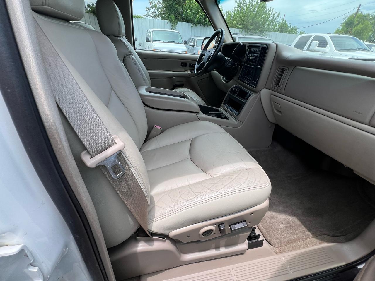 GMC Yukon XL SLT 2WD 2004