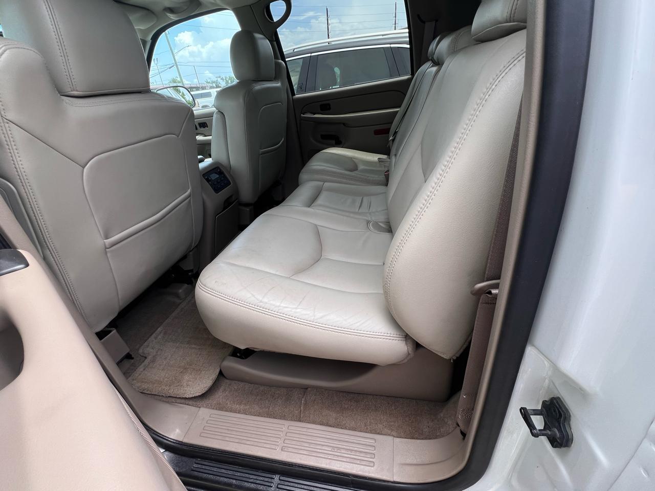 GMC Yukon XL SLT 2WD 2004
