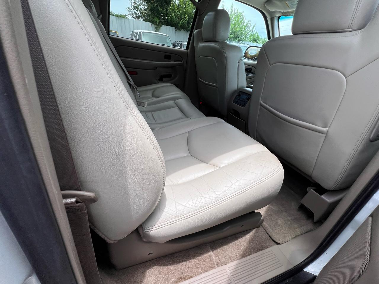 GMC Yukon XL SLT 2WD 2004