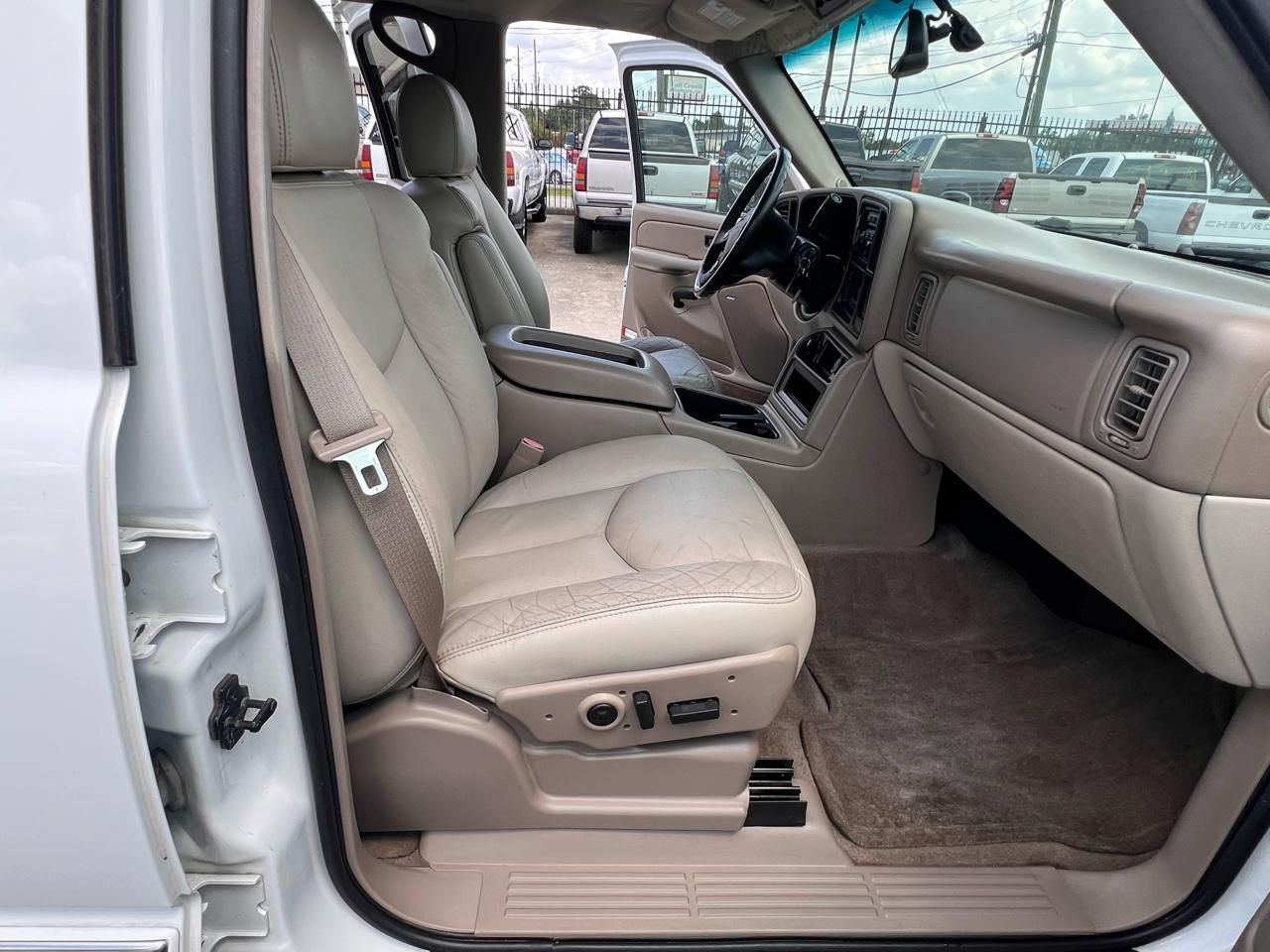 GMC Yukon XL SLT 2WD 2004