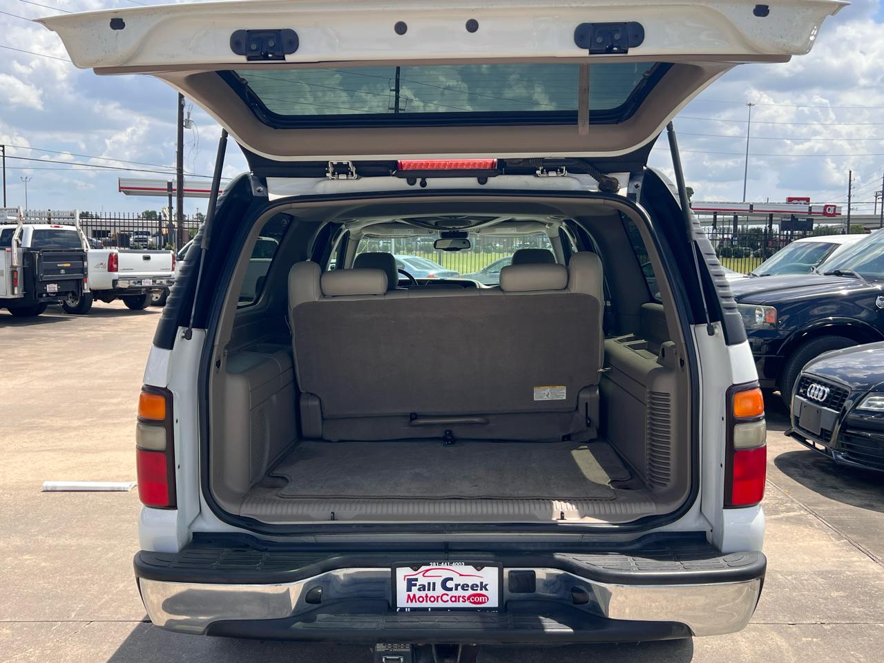 GMC Yukon XL SLT 2WD 2004