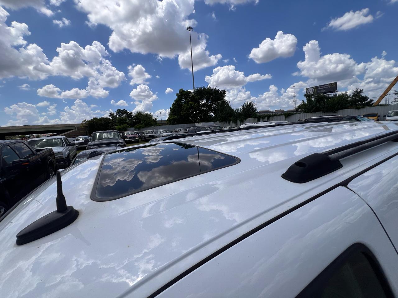 GMC Yukon XL SLT 2WD 2004