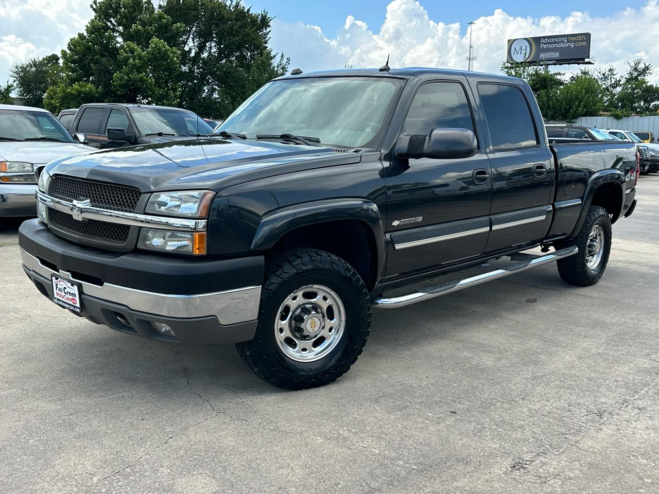 Chevrolet Silverado 2500HD LT Crew Cab Long Bed 4WD 2004