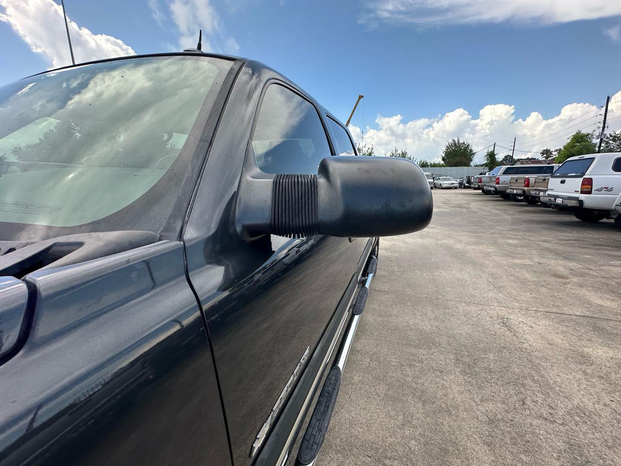 Chevrolet Silverado 2500HD LT Crew Cab Long Bed 4WD 2004
