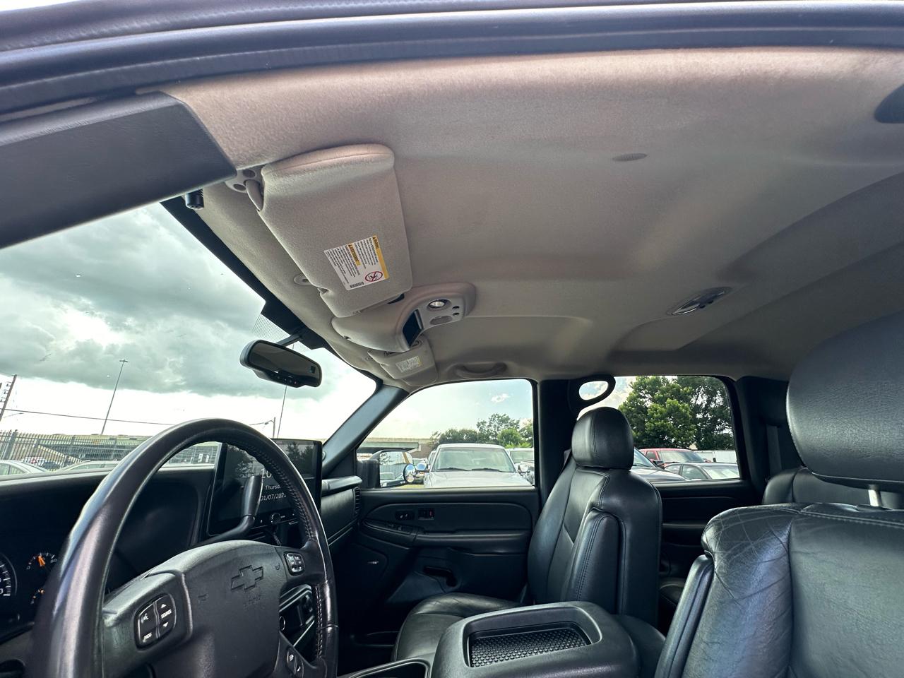 Chevrolet Silverado 2500HD LT Crew Cab Long Bed 4WD 2004