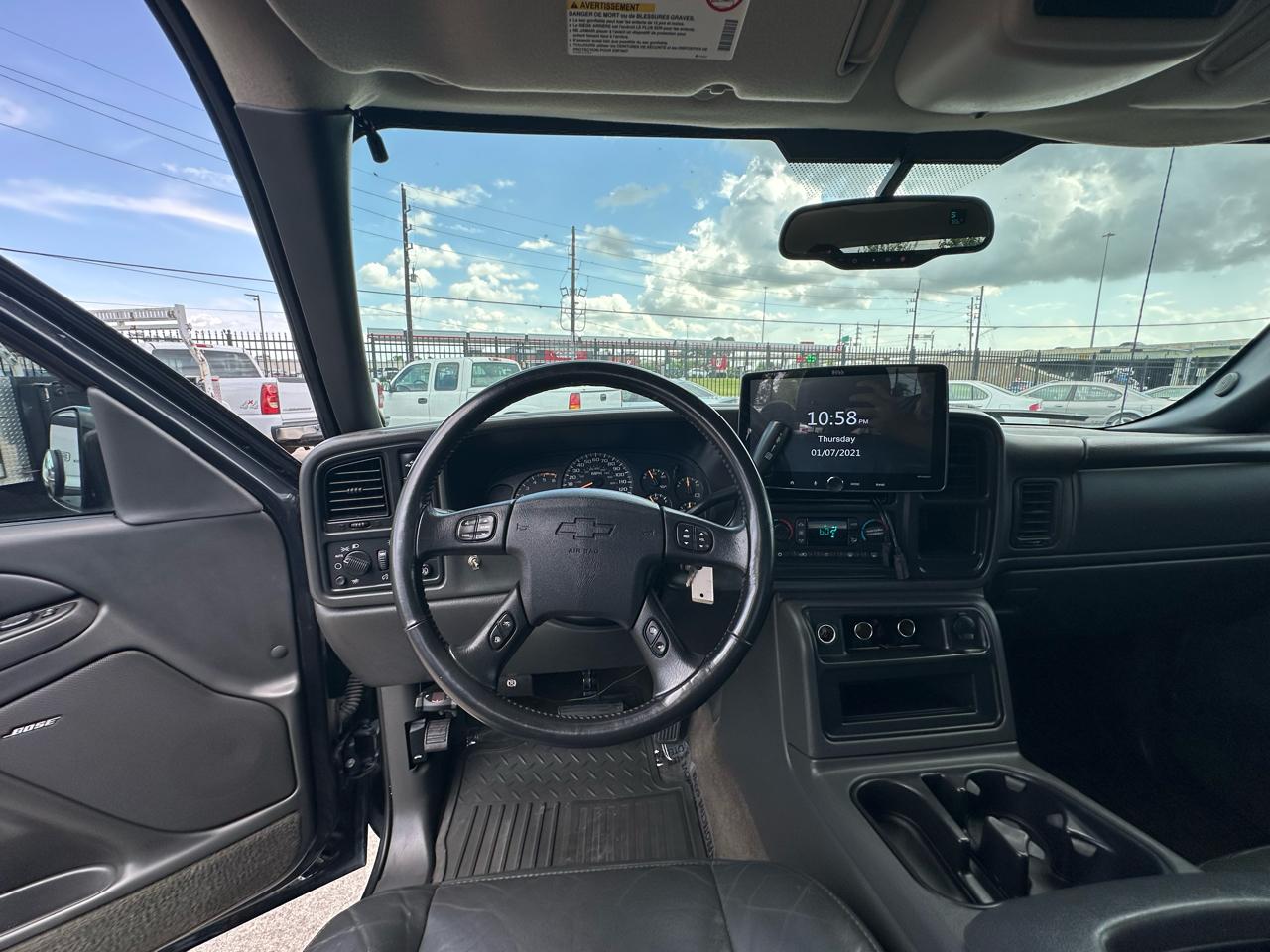 Chevrolet Silverado 2500HD LT Crew Cab Long Bed 4WD 2004