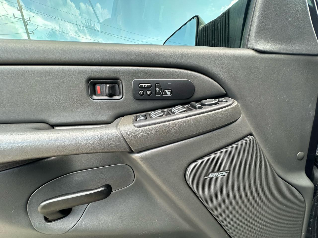 Chevrolet Silverado 2500HD LT Crew Cab Long Bed 4WD 2004