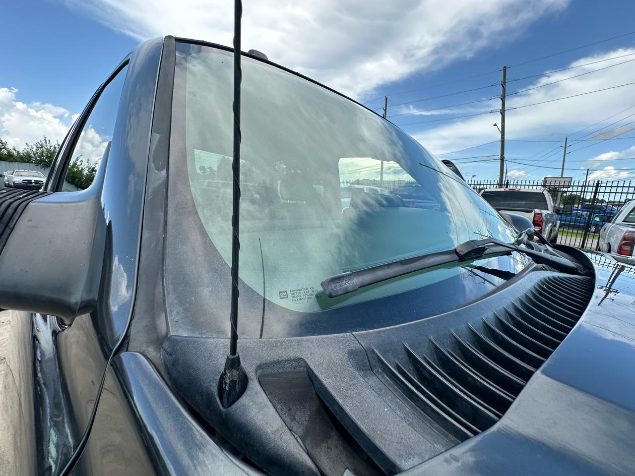 Chevrolet Silverado 2500HD LT Crew Cab Long Bed 4WD 2004