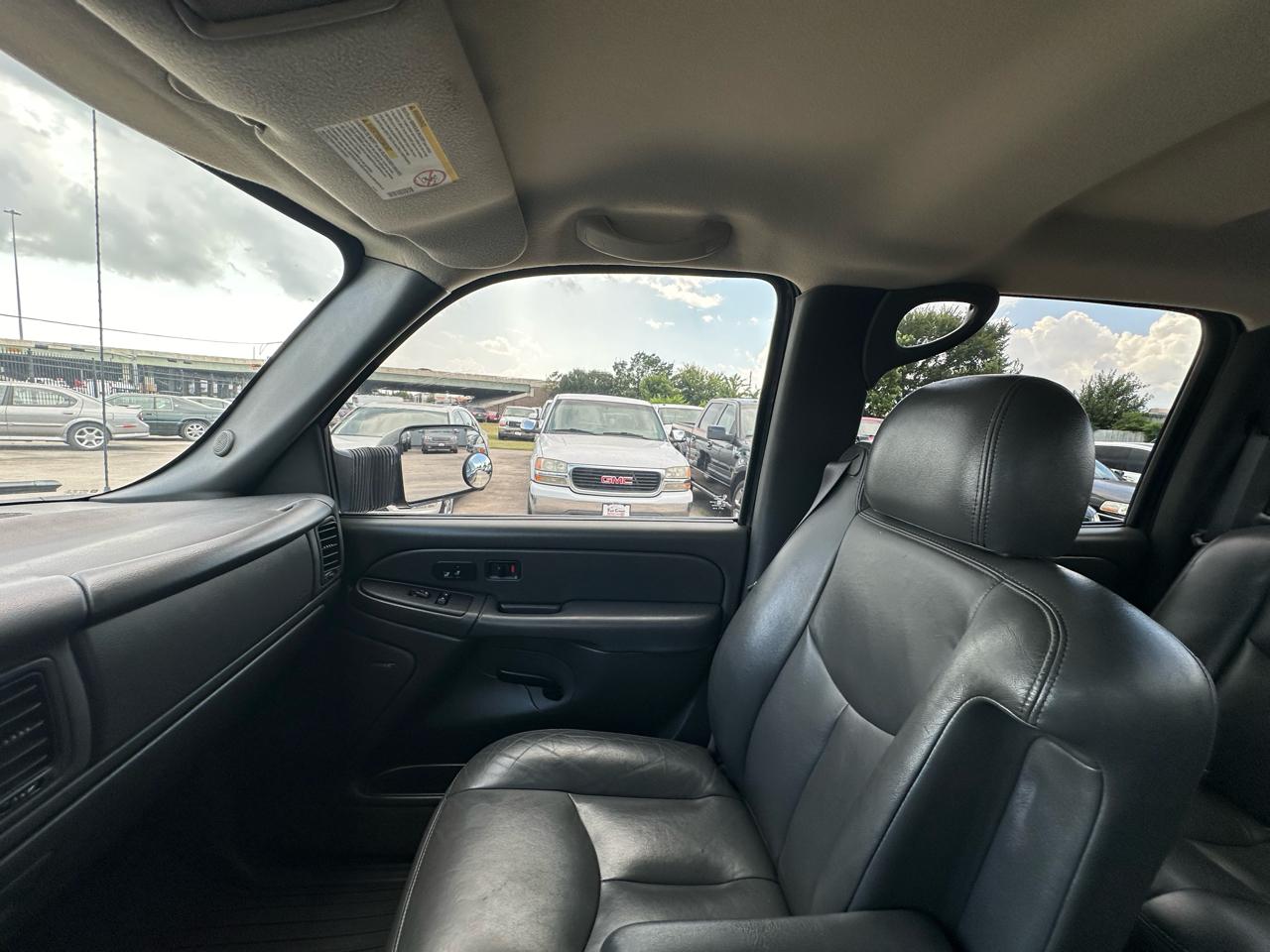 Chevrolet Silverado 2500HD LT Crew Cab Long Bed 4WD 2004