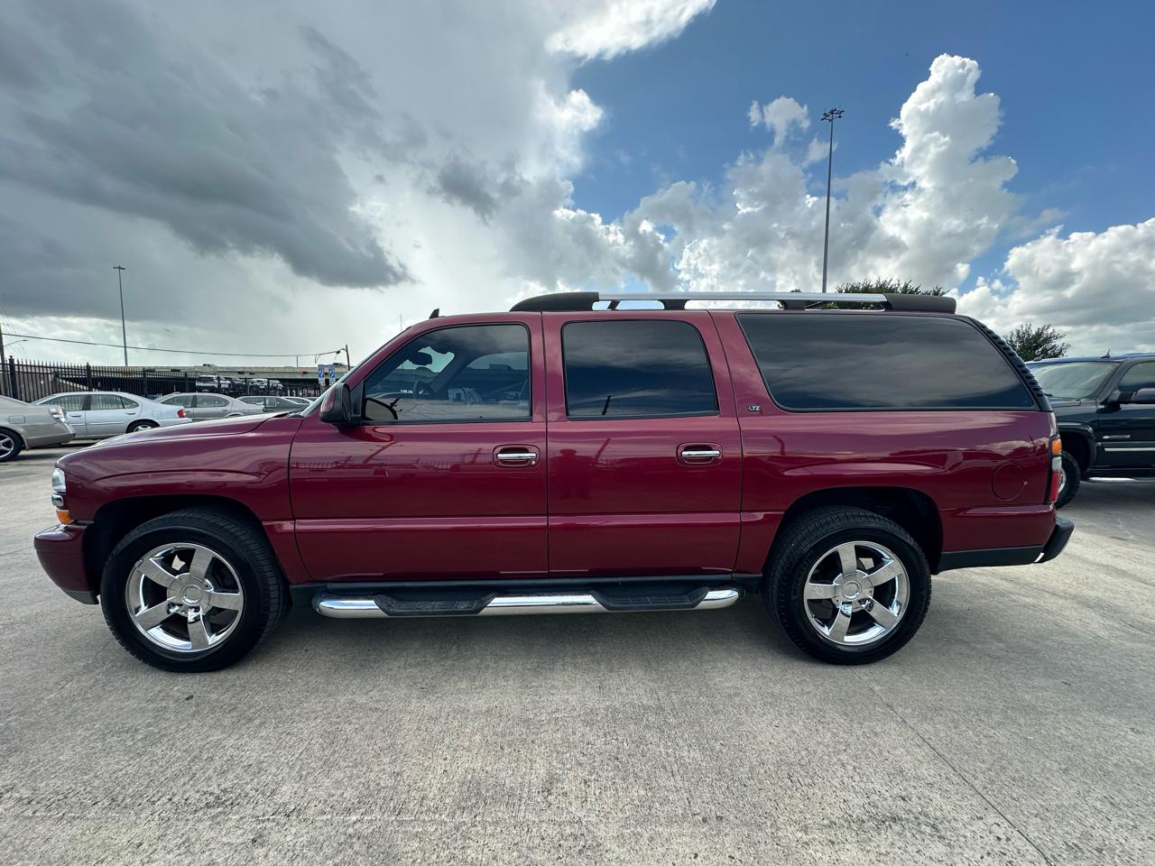 Chevrolet Suburban 1500 LTZ 4D SUV 4WD 2006