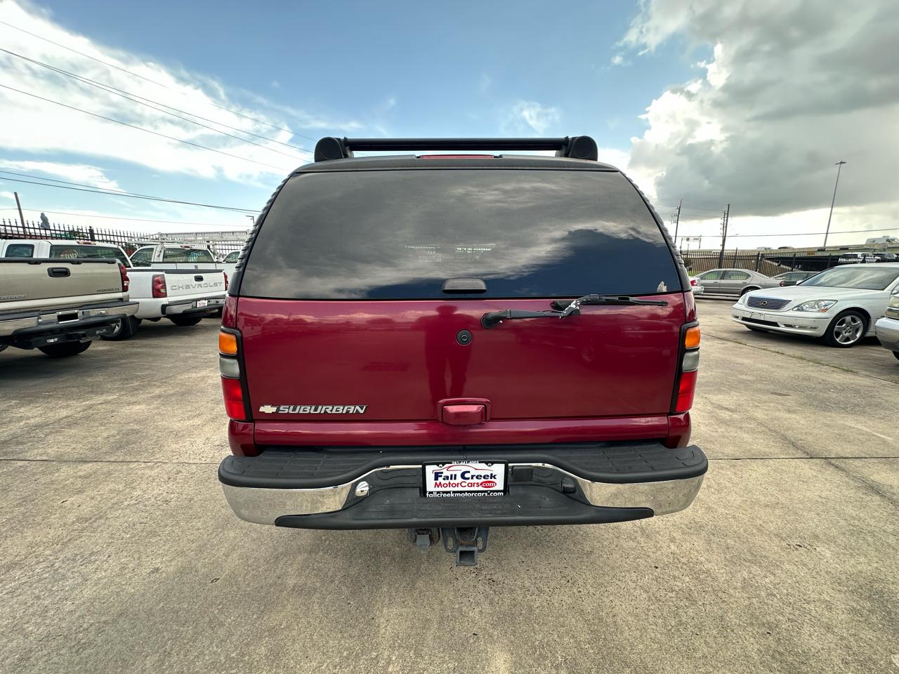 Chevrolet Suburban 1500 LTZ 4D SUV 4WD 2006