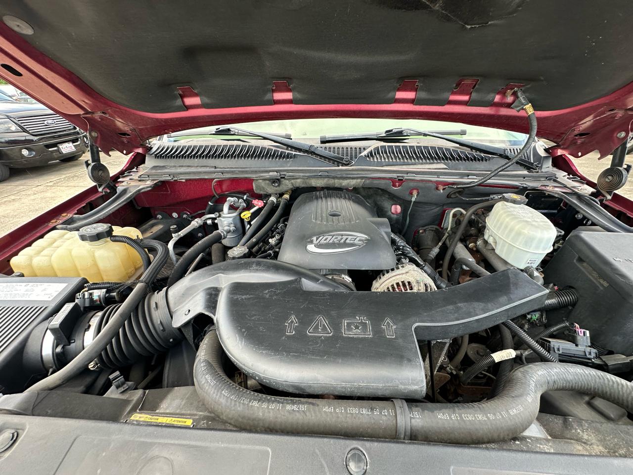 Chevrolet Suburban 1500 LTZ 4D SUV 4WD 2006