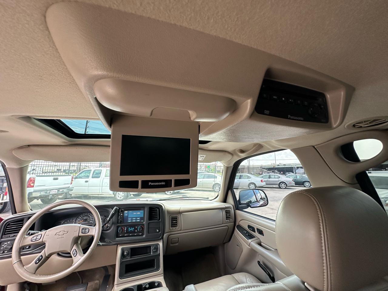 Chevrolet Suburban 1500 LTZ 4D SUV 4WD 2006