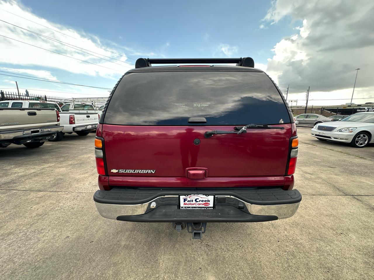 Chevrolet Suburban 1500 LTZ 4D SUV 4WD 2006