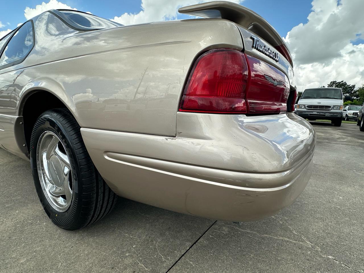 Ford Thunderbird LX 1997