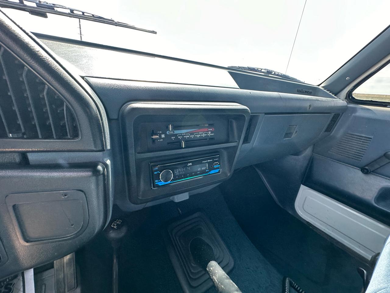 Ford F-350 Crew Cab 4WD 1990