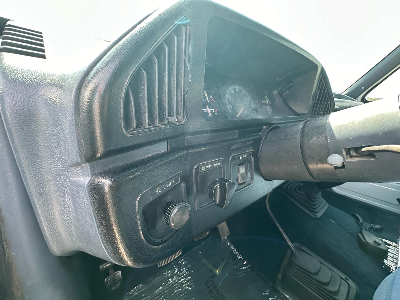 Ford F-350 Crew Cab 4WD 1990