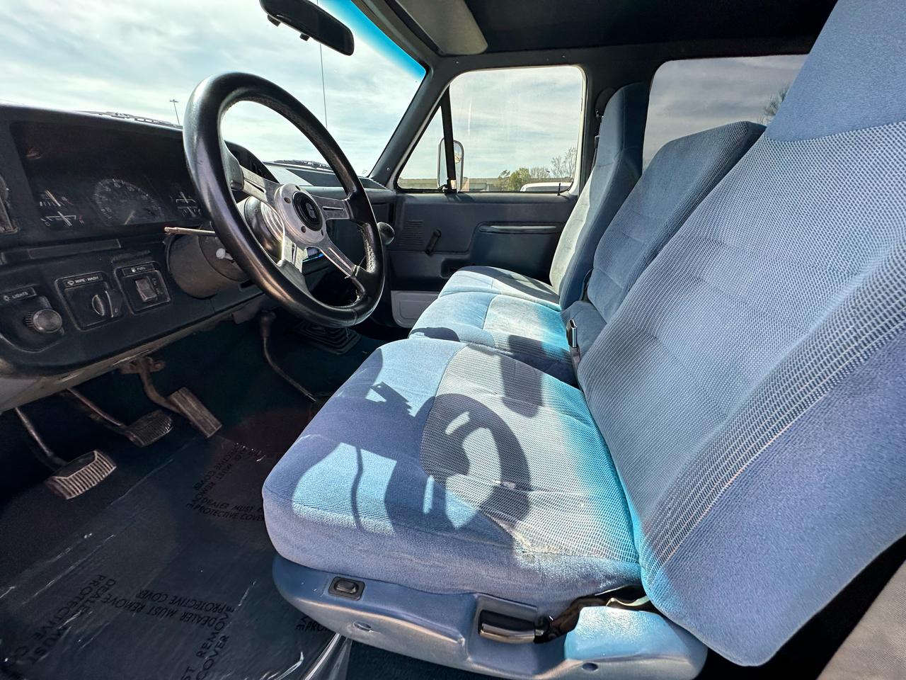 Ford F-350 Crew Cab 4WD 1990
