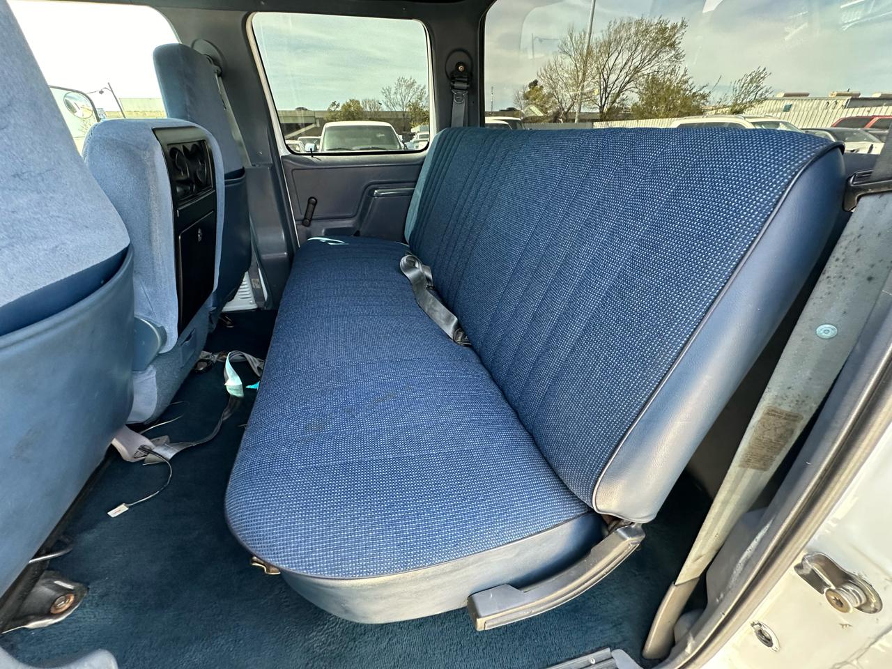 Ford F-350 Crew Cab 4WD 1990