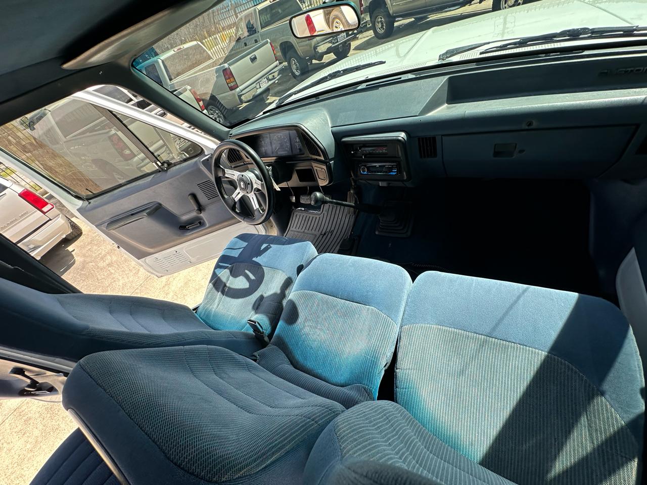 Ford F-350 Crew Cab 4WD 1990