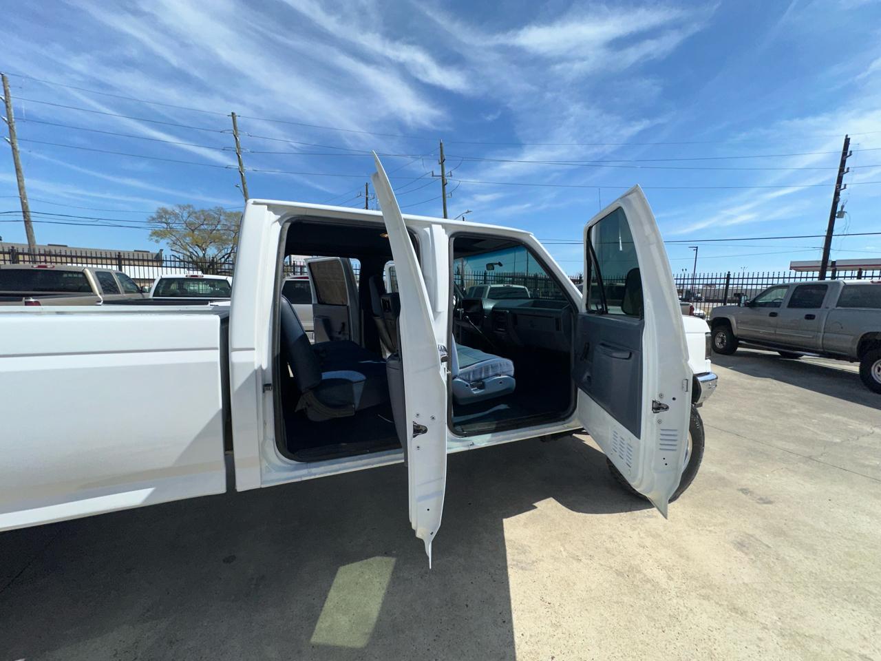 Ford F-350 Crew Cab 4WD 1990