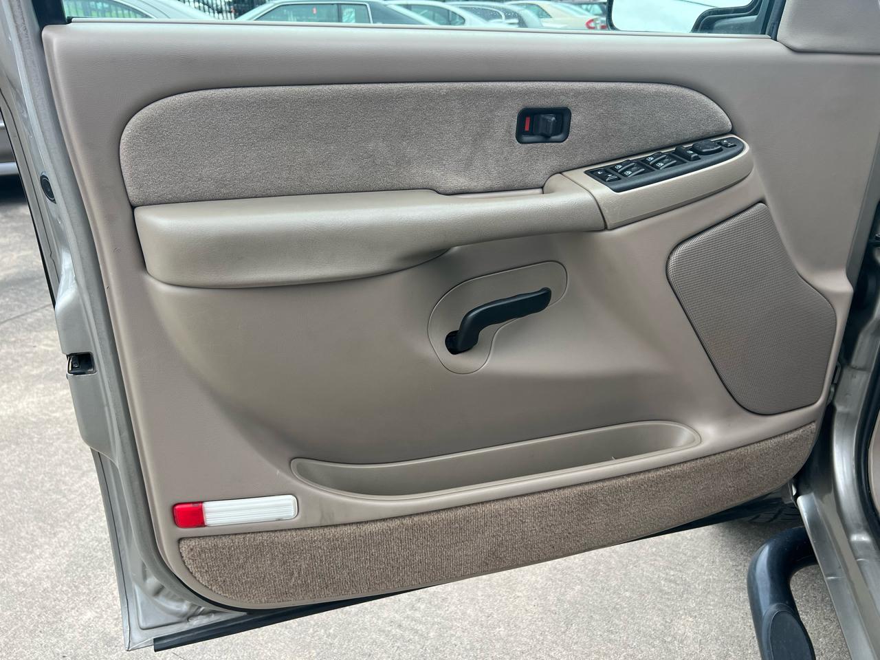 Chevrolet Silverado 1500HD HD LS Crew Cab 2WD 2003