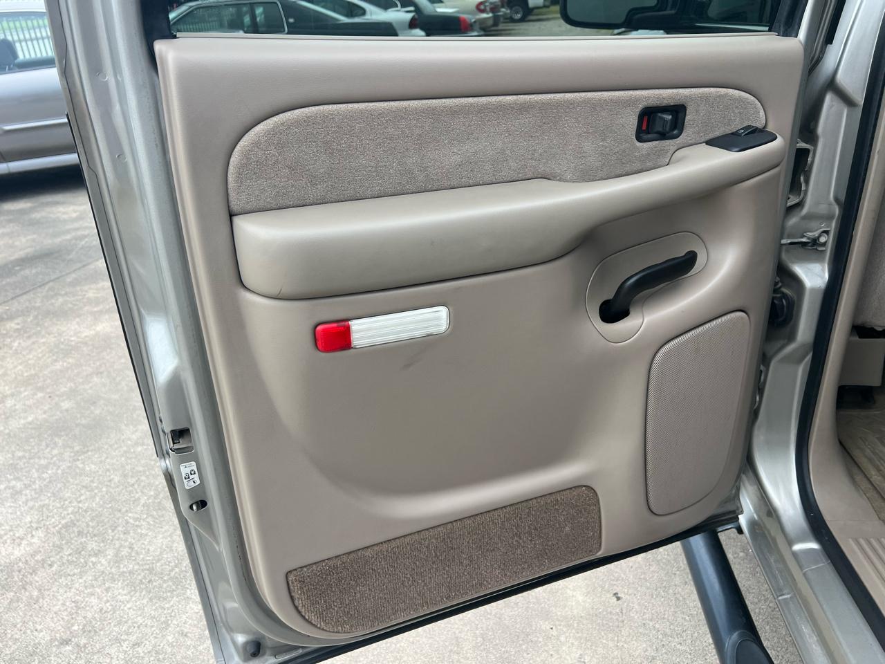 Chevrolet Silverado 1500HD HD LS Crew Cab 2WD 2003
