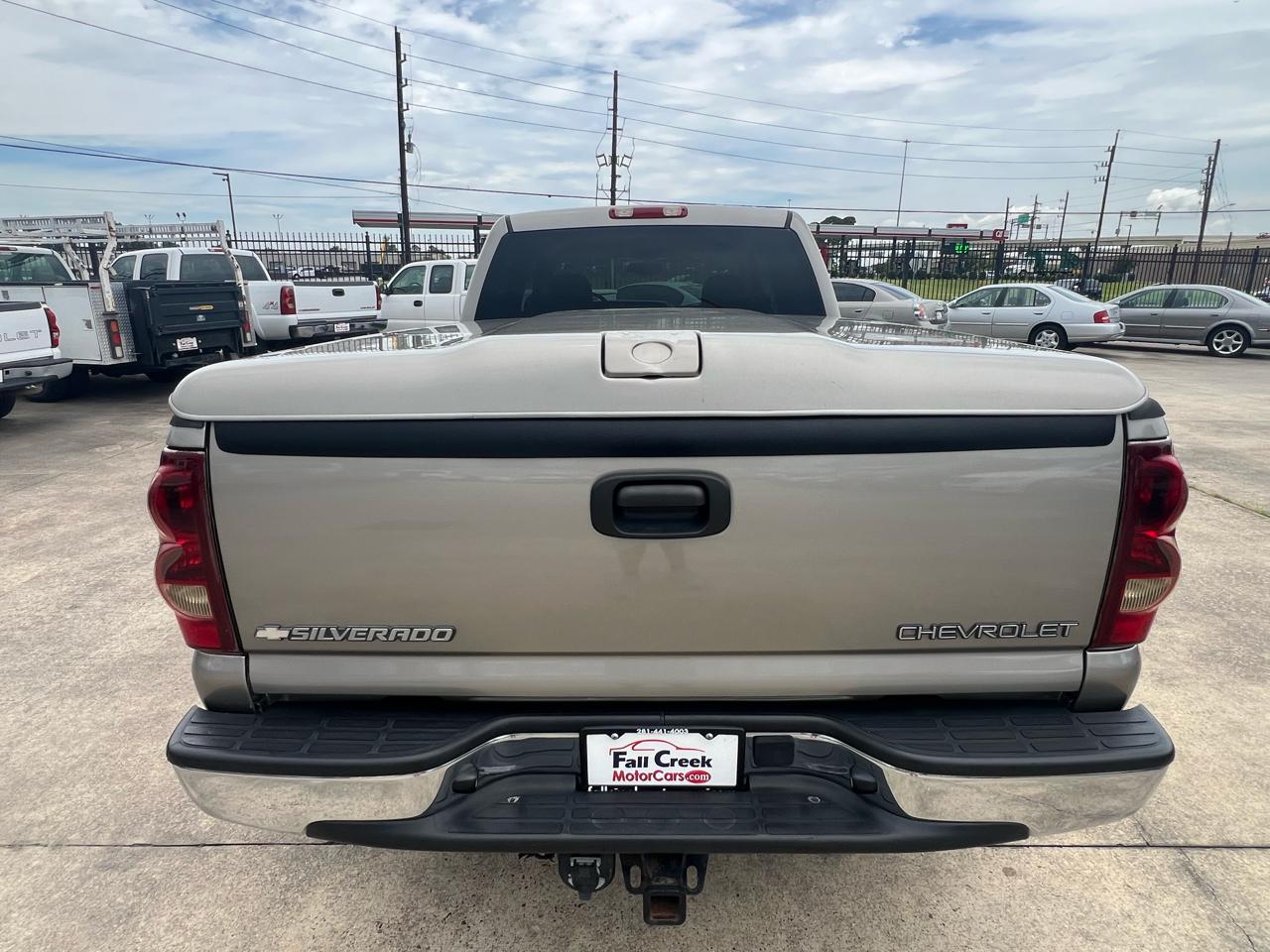 Chevrolet Silverado 1500HD HD LS Crew Cab 2WD 2003