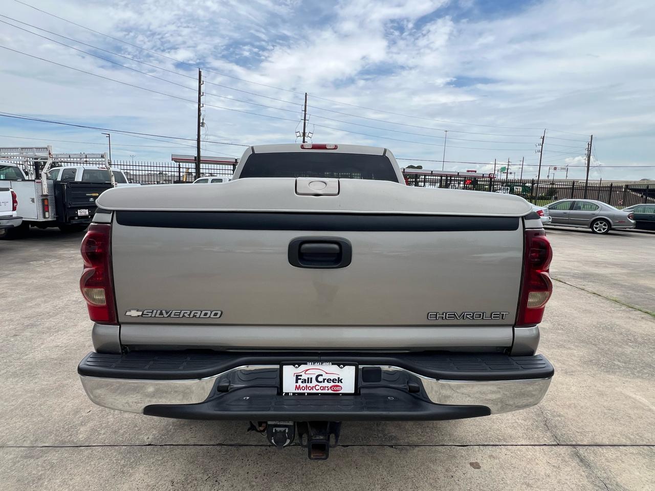 Chevrolet Silverado 1500HD HD LS Crew Cab 2WD 2003