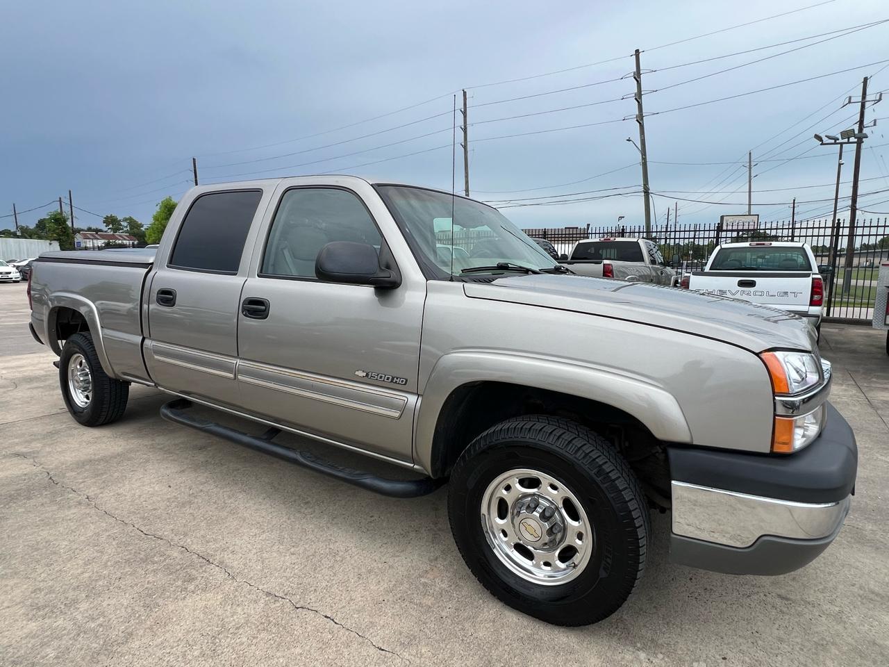 Chevrolet Silverado 1500HD HD LS Crew Cab 2WD 2003